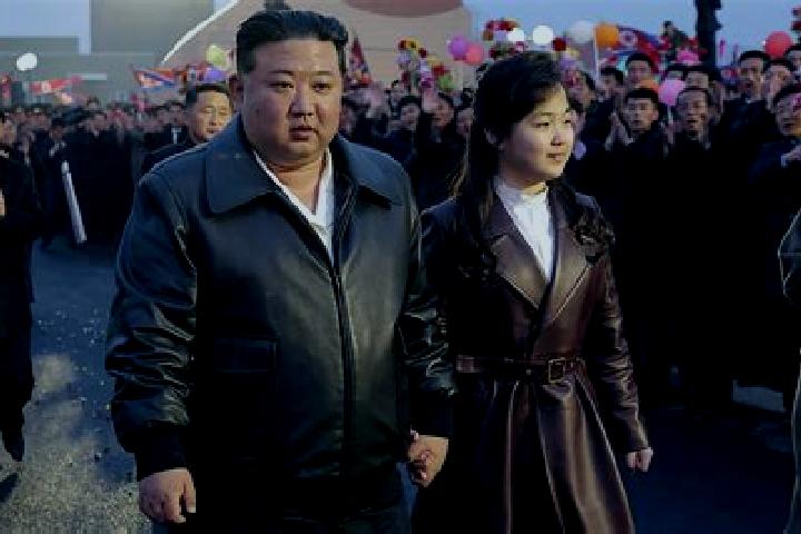 Escorts Kangdong-up, North Korea — Local Companions