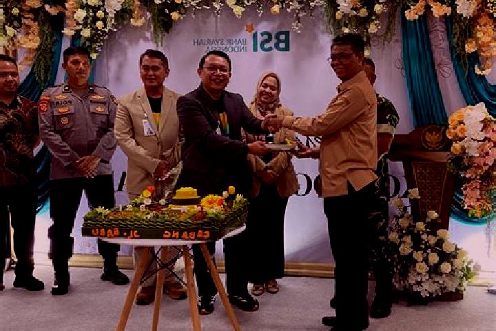 Escorts Karadenan, Indonesia — Local Companions