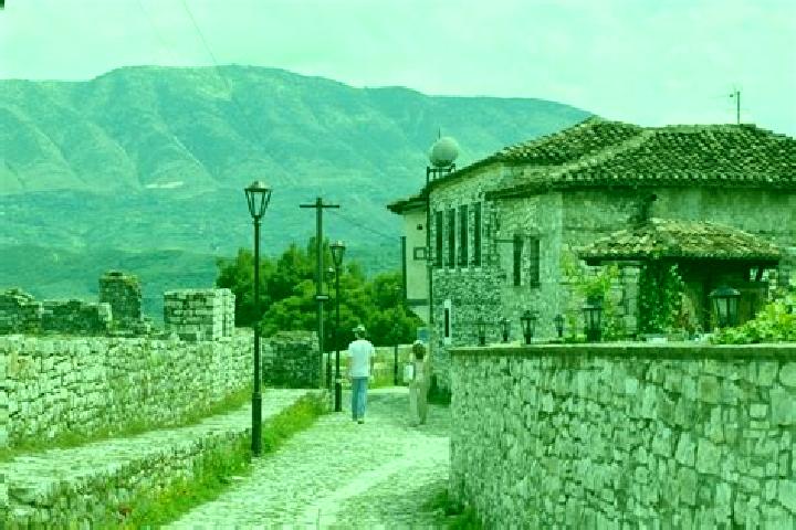 Escorts Karbunara e Vogel, Albania — Local Companions