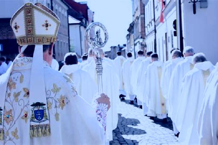 Escorts Karwodrza, Poland — Local Companions