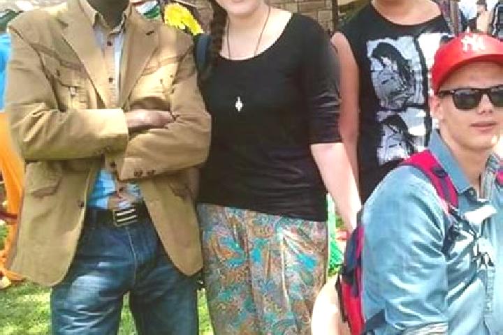 Escorts Kathwana, Kenya — Local Companions