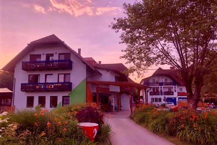 Escorts Keutschach am See, Austria — Local Companions