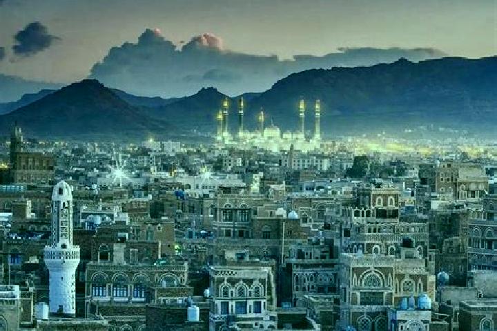 Escorts Khamir, Yemen — Local Companions