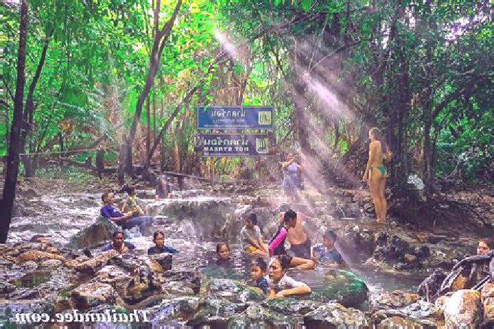 Escorts Khlong Thom, Thailand — Local Companions