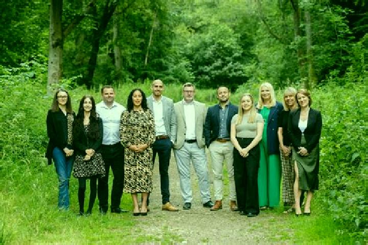 Escorts Kidlington, United Kingdom — Local Companions