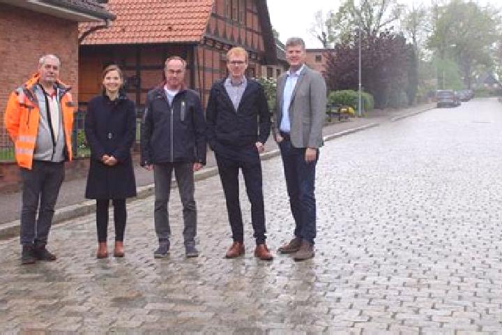 Escorts Kirchlinteln, Germany — Local Companions