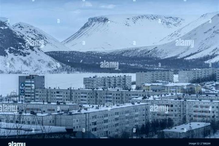 Escorts Kirovsk, Russia — Local Companions