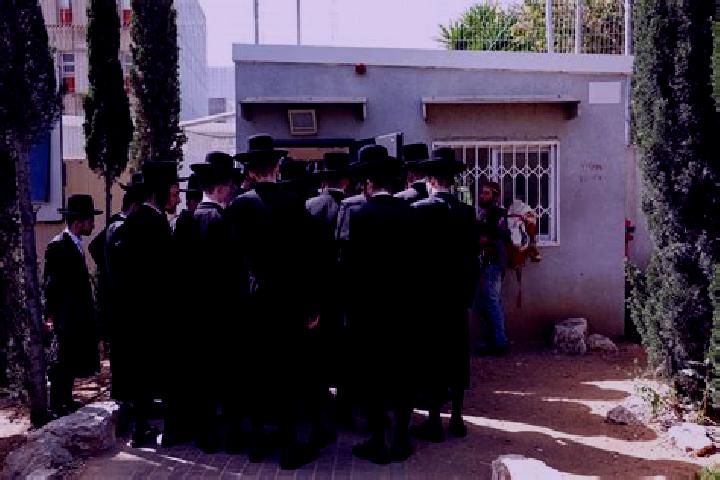 Escorts Kiryat Ono, Israel — Local Companions