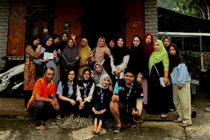 Escorts Klepu Krajan, Indonesia — Local Companions