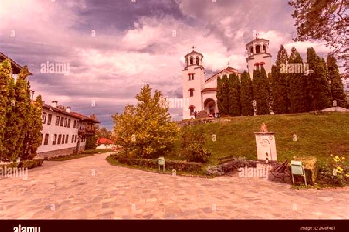 Escorts Klisura, Bulgaria — Local Companions