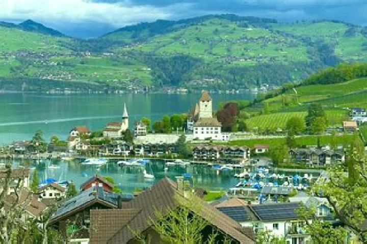 Escorts Kloten / Spitz, Switzerland — Local Companions