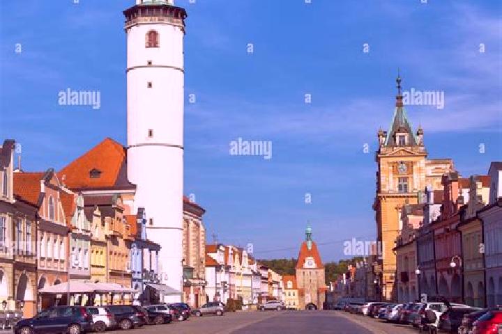 Escorts Knoviz, Czech Republic — Local Companions