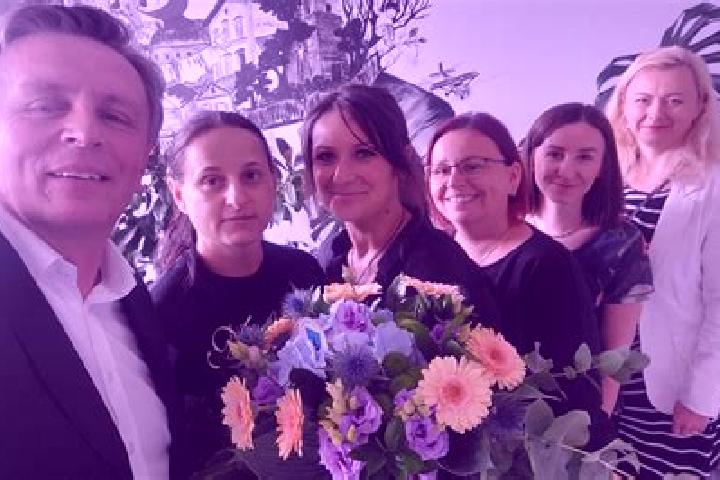 Escorts Komprachcice, Poland — Local Companions
