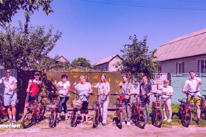 Escorts Komyshuvate, Ukraine — Local Companions