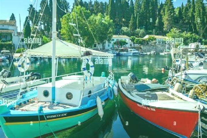 Escorts Kouloura, Greece — Local Companions