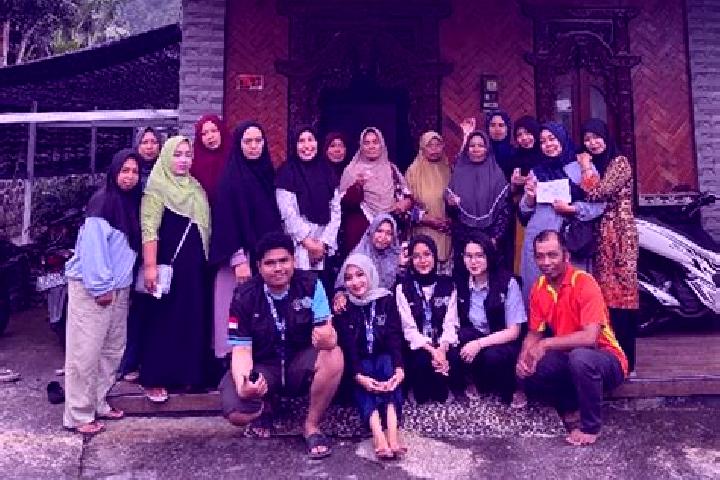 Escorts Krajan Caluk, Indonesia — Local Companions