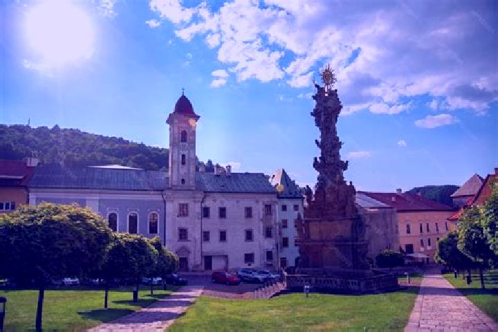 Escorts Kremnica, Slovakia — Local Companions