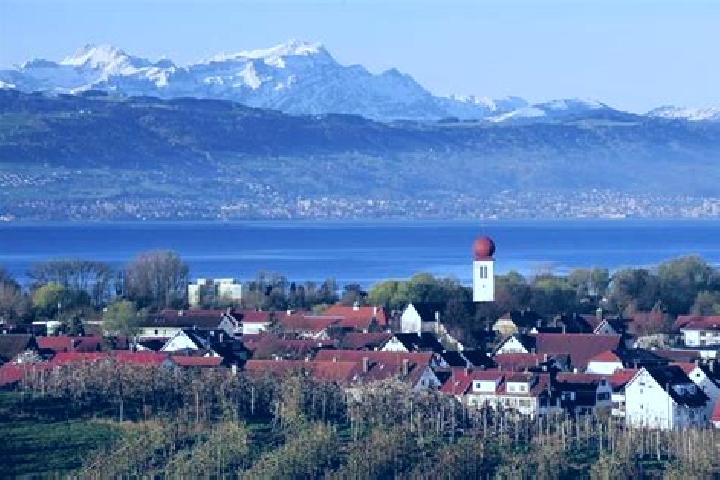 Escorts Kressbronn am Bodensee, Germany — Local Companions