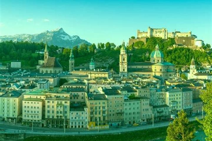 Escorts Kritzendorf, Austria — Local Companions