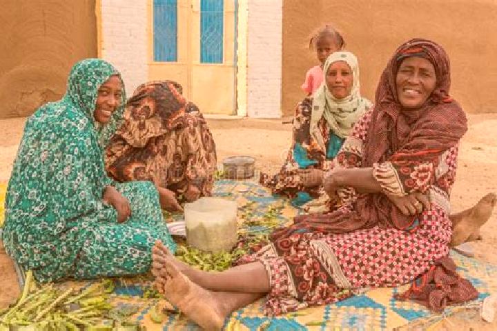 Escorts Kuraymah, Sudan — Local Companions