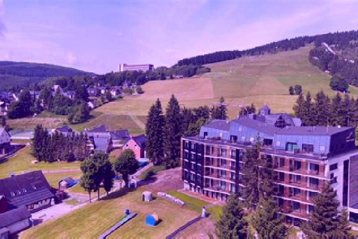 Escorts Kurort Oberwiesenthal, Germany — Local Companions