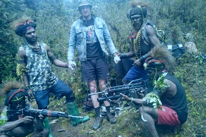 Escorts Kurumul, Papua New Guinea — Local Companions