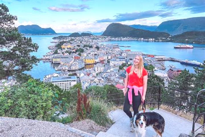 Escorts Kvelde, Norway — Local Companions