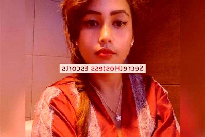 Escorts Kwantisore, Indonesia — Local Companions