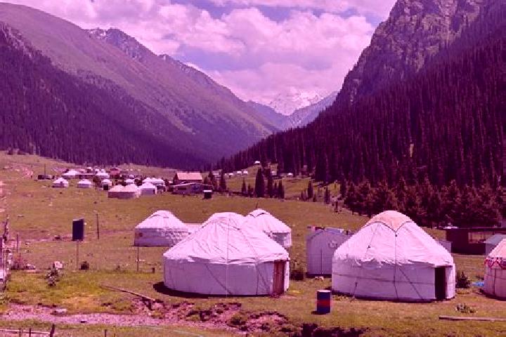 Escorts Kyzyl-Adyr, Kyrgyzstan — Local Companions