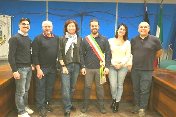 Escorts La Cretaz-Roisan, Italy — Local Companions