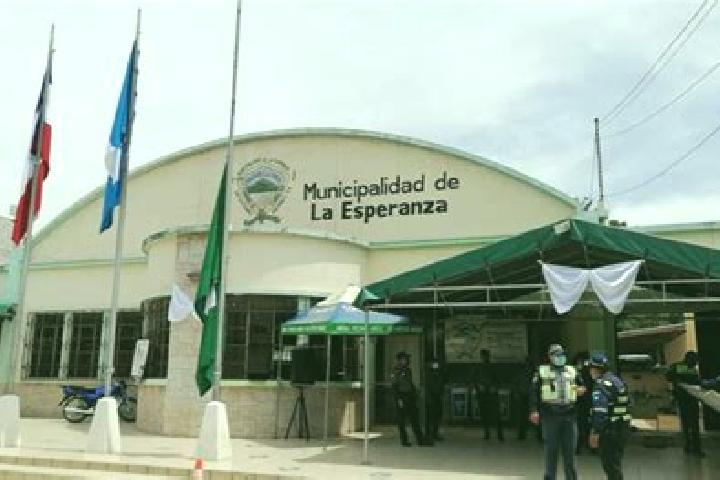 Escorts La Esperanza, Guatemala — Local Companions