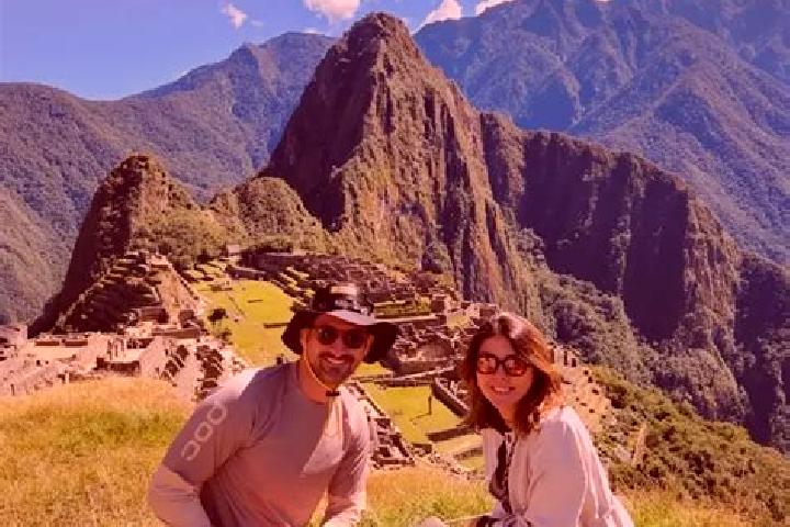 Escorts La Florida, Peru — Local Companions