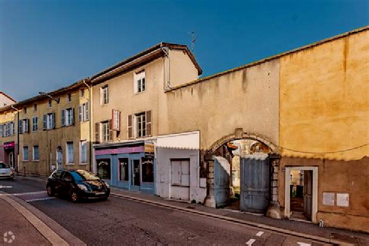 Escorts La Francheville, France — Local Companions