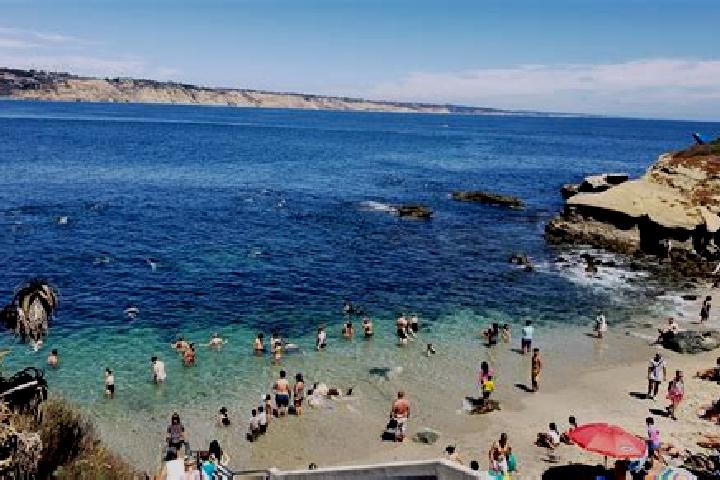Escorts La Jolla, United States — Local Companions
