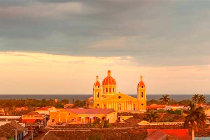 Escorts La Libertad, Nicaragua — Local Companions