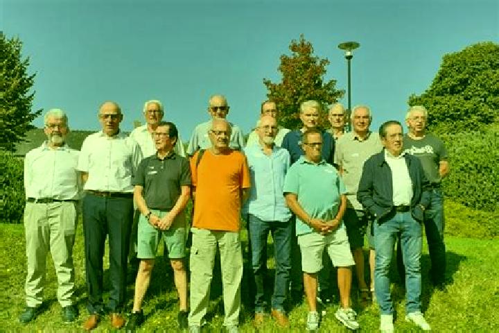 Escorts La Selle-en-Luitre, France — Local Companions