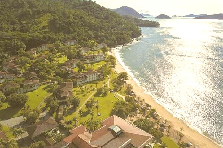 Escorts Lagoa de Pedras, Brazil — Local Companions