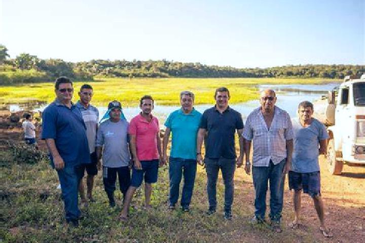 Escorts Lagoa de Sao Francisco, Brazil — Local Companions