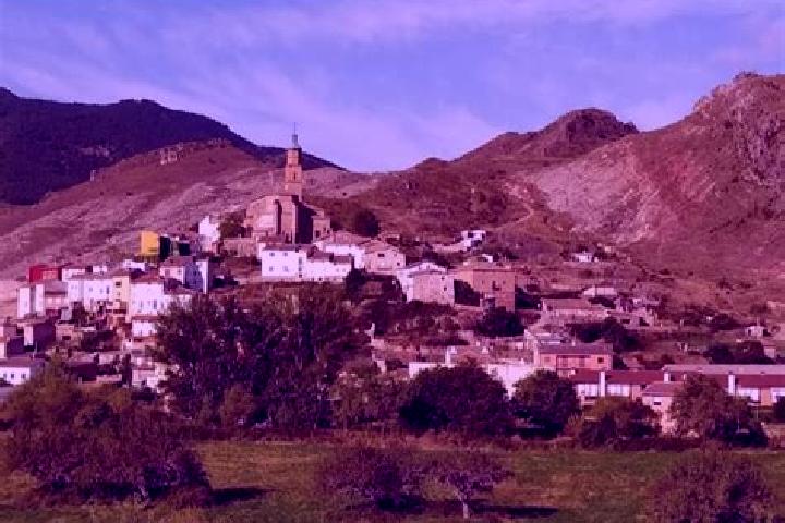 Escorts Lagunilla del Jubera, Spain — Local Companions