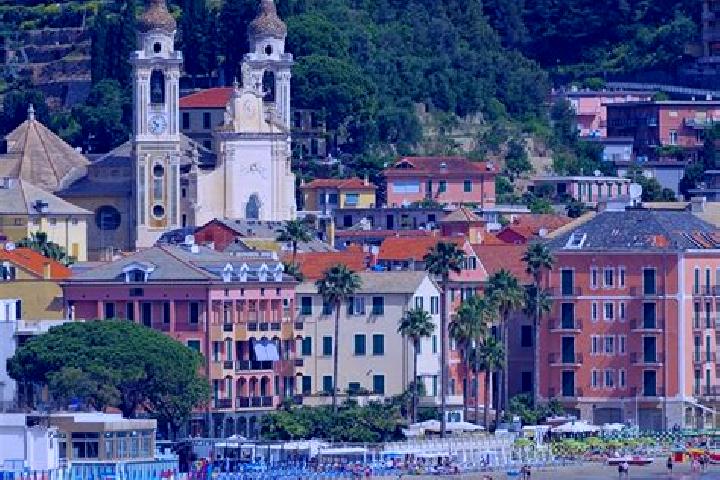Escorts Laigueglia, Italy — Local Companions