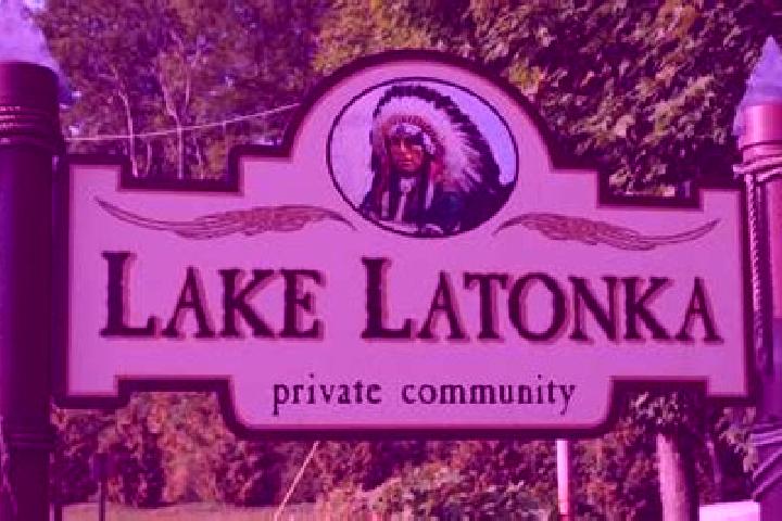 Escorts Lake Latonka, United States — Local Companions