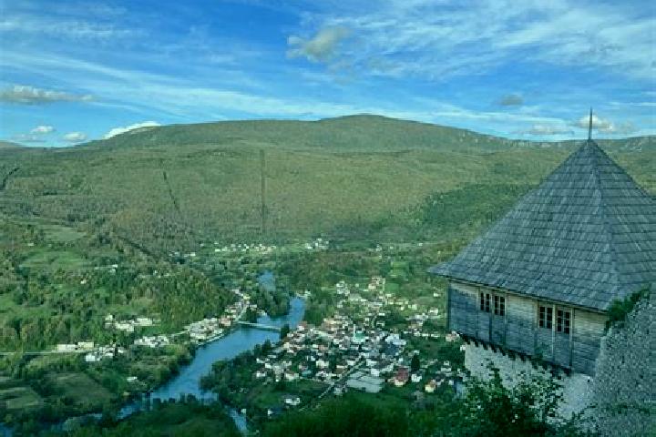 Escorts Laktasi, Bosnia and Herzegovina — Local Companions
