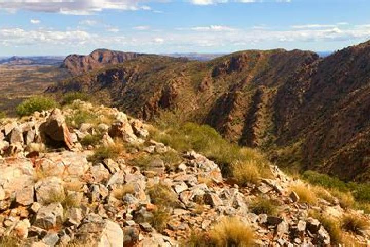 Escorts Larapinta, Australia — Local Companions