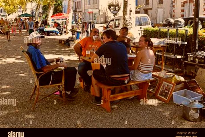 Escorts Lavardac, France — Local Companions