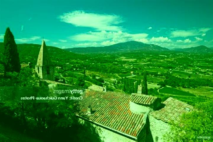 Escorts Le Crestet, France — Local Companions