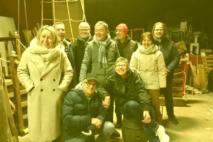 Escorts Le Fuilet, France — Local Companions