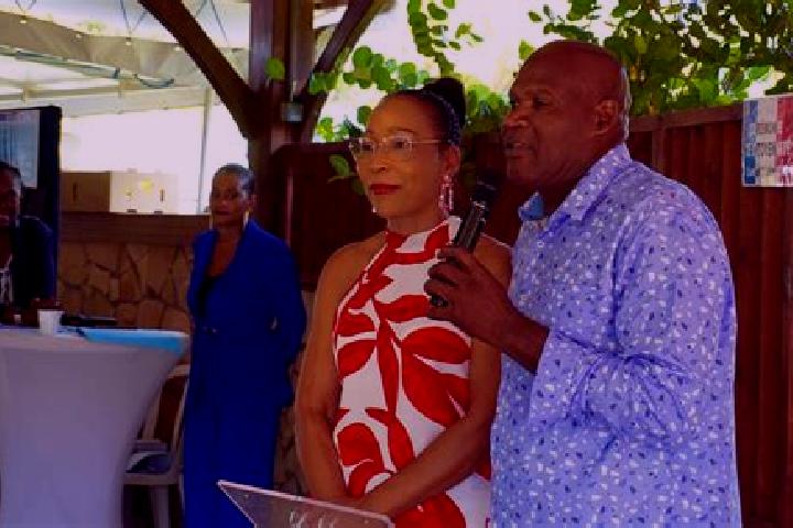 Escorts Le Gros-Morne, Martinique — Local Companions