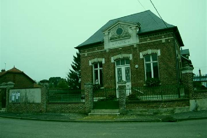 Escorts Le Quesnoy, France — Local Companions