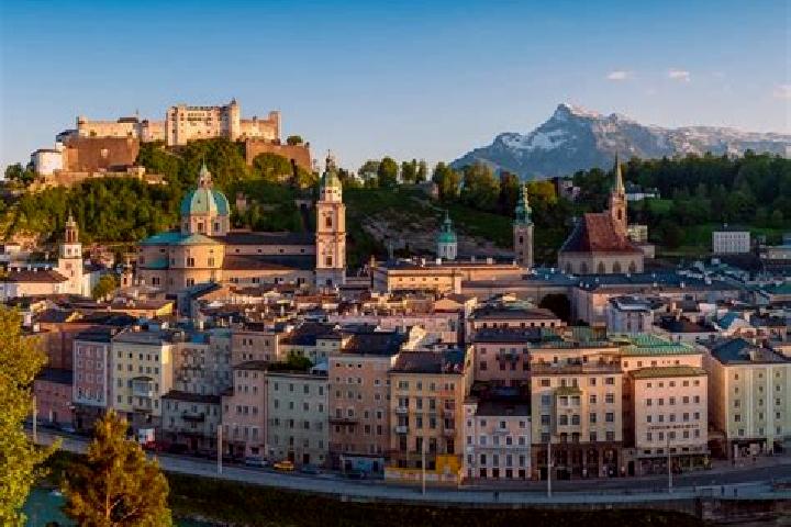 Escorts Lengfelden, Austria — Local Companions