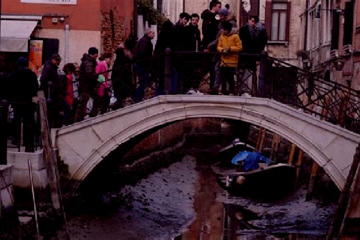Escorts Leno, Italy — Local Companions